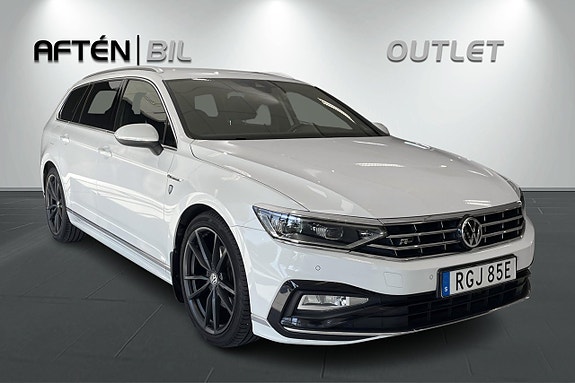 Volkswagen Passat 4 of 30