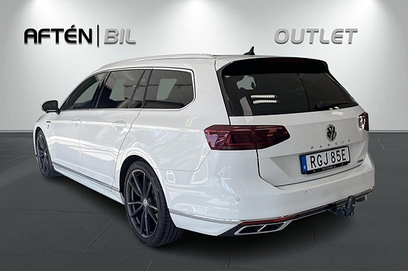 Volkswagen Passat 9 of 30