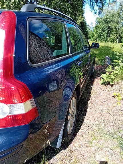 Volvo V50 4 of 5