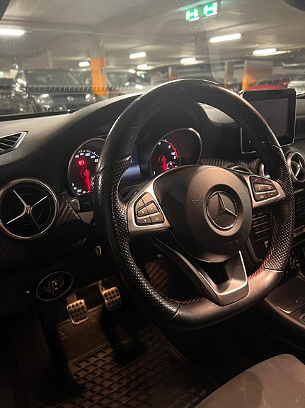 Mercedes-Benz A180 d 8 of 11