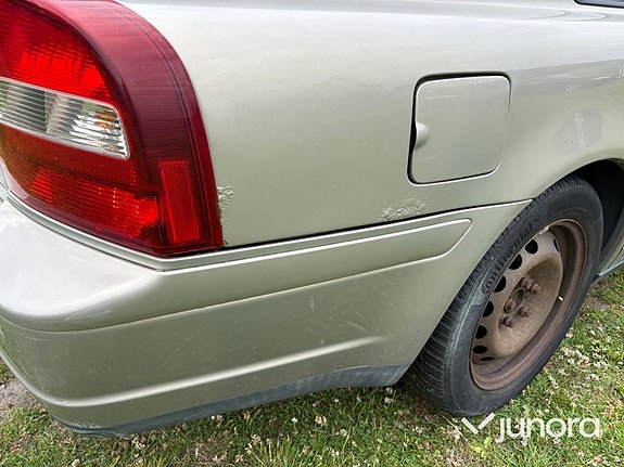 Volvo S80 27 of 30
