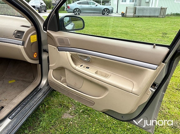 Volvo S80 15 of 30