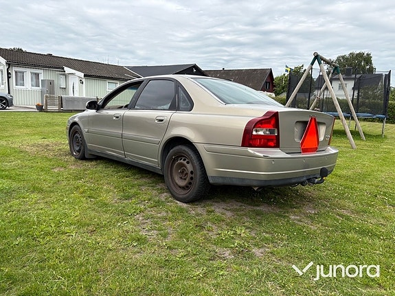 Volvo S80 3 of 30