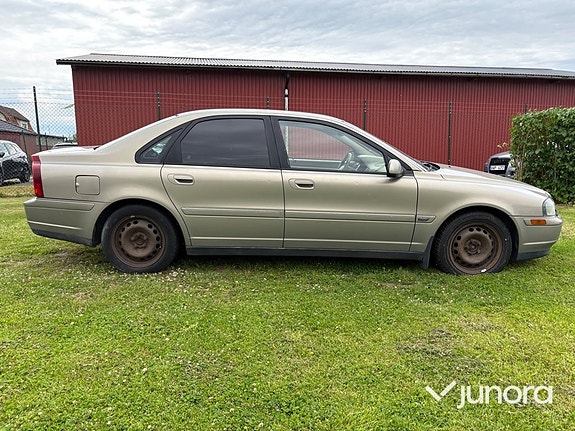 Volvo S80 7 of 30