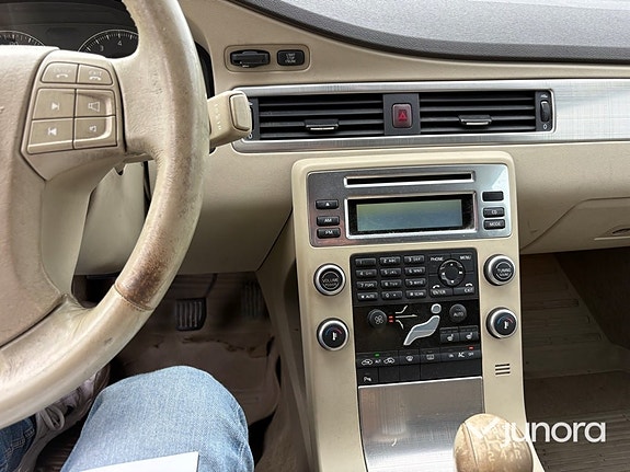 Volvo S80 10 of 30