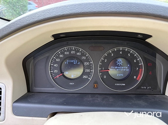 Volvo S80 14 of 30
