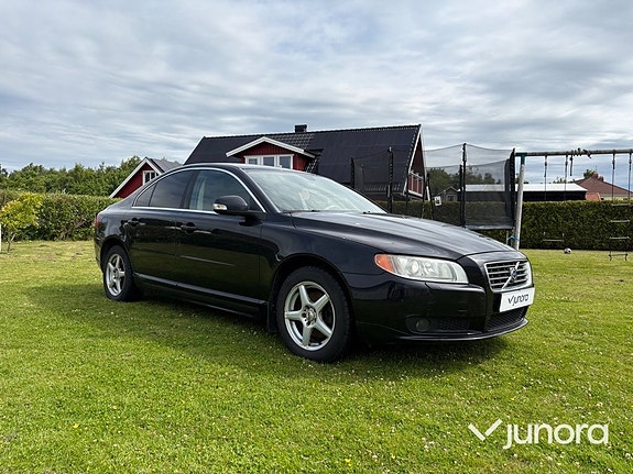 Volvo S80 7 of 30