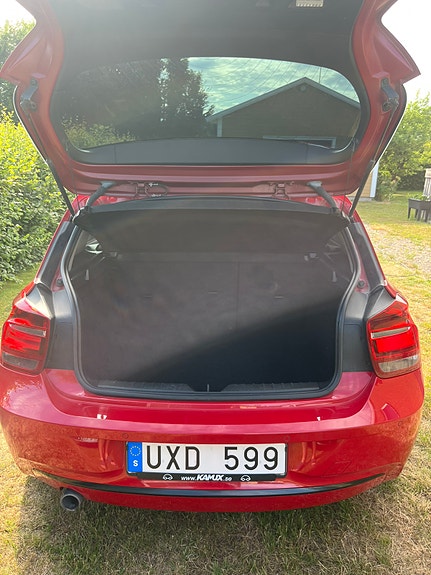 BMW 118d 5 of 9