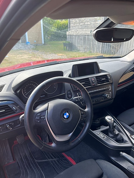 BMW 118d 7 of 9