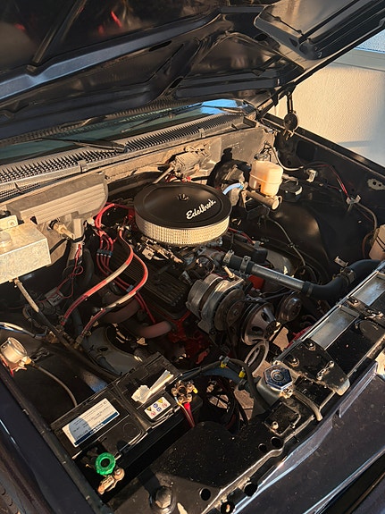 Chevrolet Silverado C1500 3 of 5