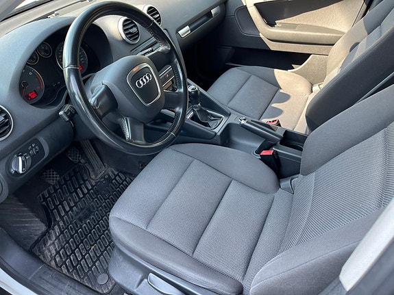 Audi A3 4 of 5