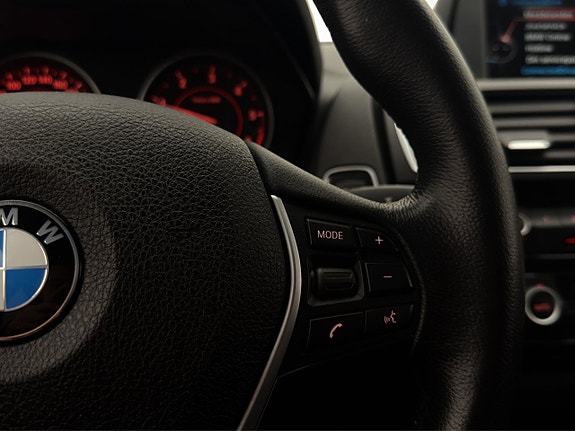 BMW 118d 15 of 29
