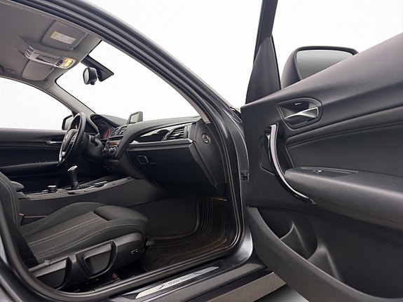 BMW 118d 23 of 29