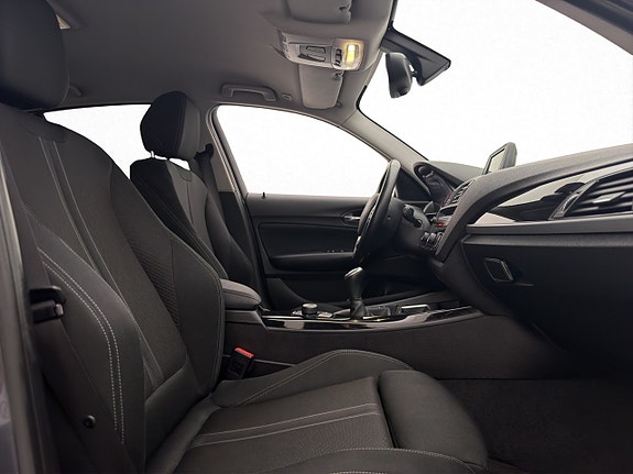 BMW 118d 22 of 29
