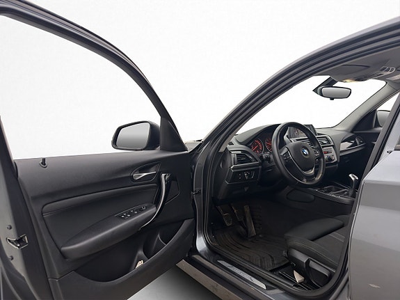 BMW 118d 9 of 29