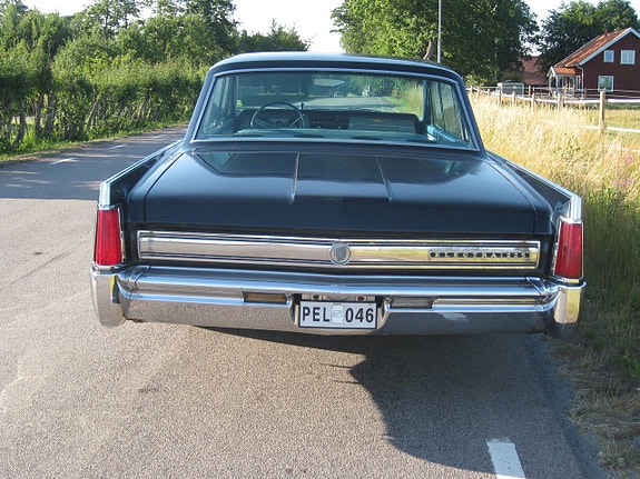 Buick Electra 225 8 of 15