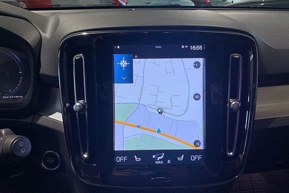 Volvo XC40 13 of 20