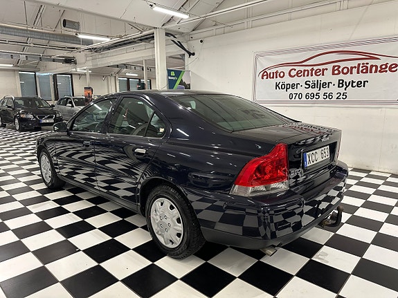 Volvo S60 5 of 5