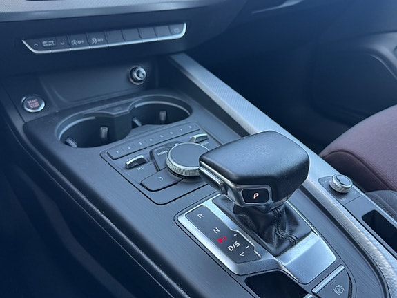 Audi A4 10 of 17