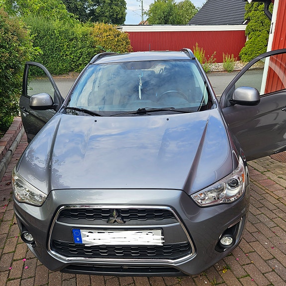 Mitsubishi ASX 2 of 8