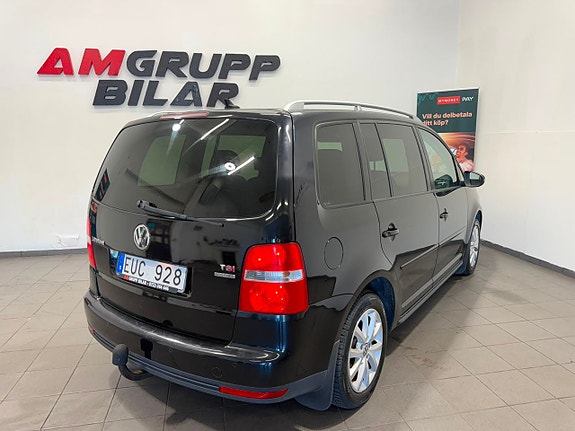 Volkswagen Touran 5 of 19