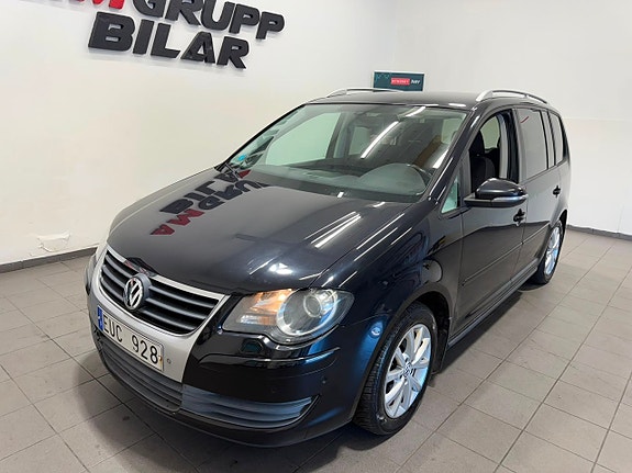 Volkswagen Touran 11 of 19