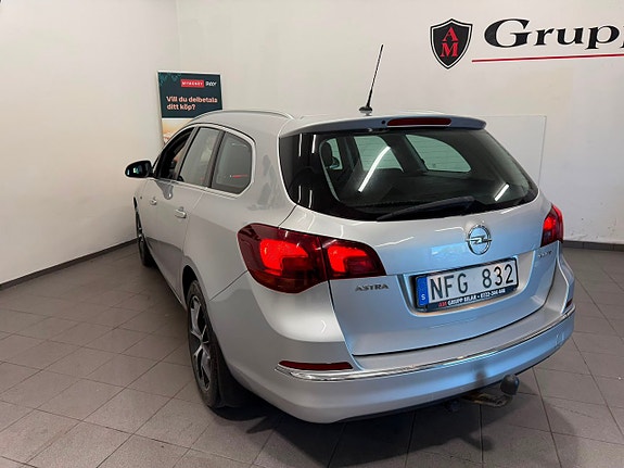 Opel Astra 13 of 17