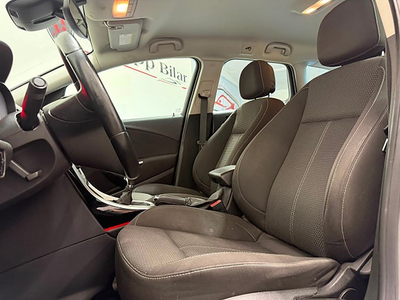 Opel Astra 15 of 17