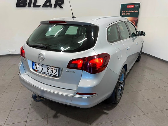 Opel Astra 10 of 17