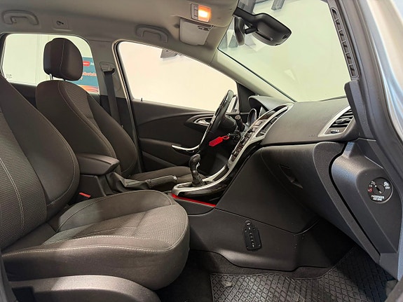 Opel Astra 6 of 17