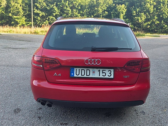 Audi A4 5 of 12