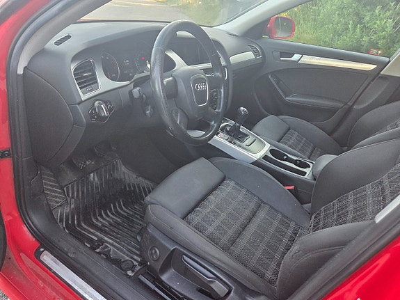 Audi A4 10 of 12