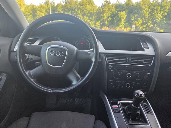 Audi A4 9 of 12