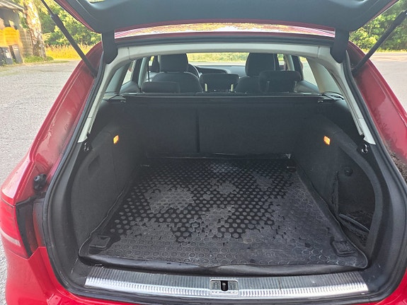 Audi A4 7 of 12