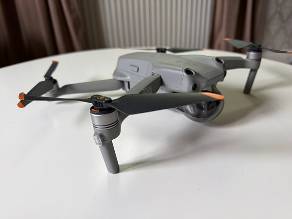 DJI Air 2S drönare med fjärrkontroll image 7