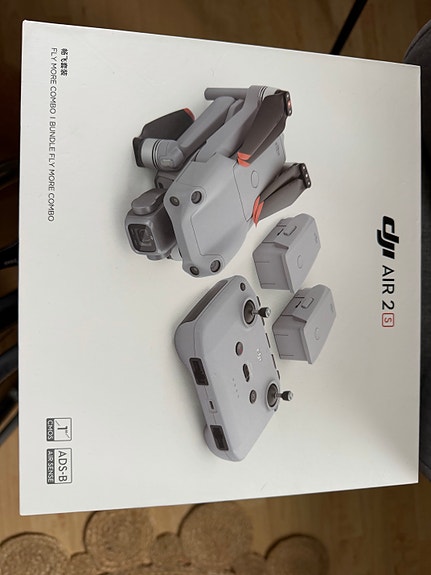 DJI Air 2S drönare med fjärrkontroll image 4