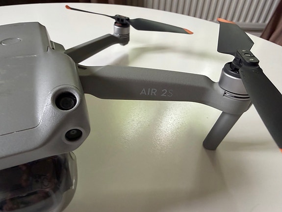 DJI Air 2S drönare med fjärrkontroll image 6