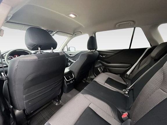Subaru Outback 12 of 20
