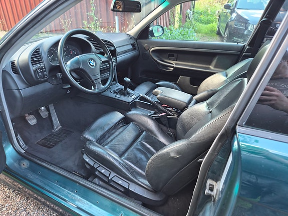 BMW 328i 5 of 5