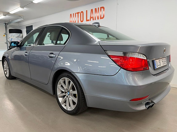 BMW 520i 5 of 5