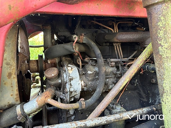 Traktor - Massey Ferguson, MF 35 23 of 30