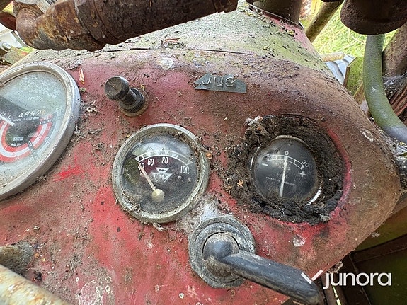 Traktor - Massey Ferguson, MF 35 18 of 30