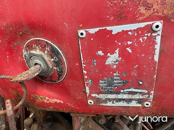 Traktor - Massey Ferguson, MF 35 30 of 30