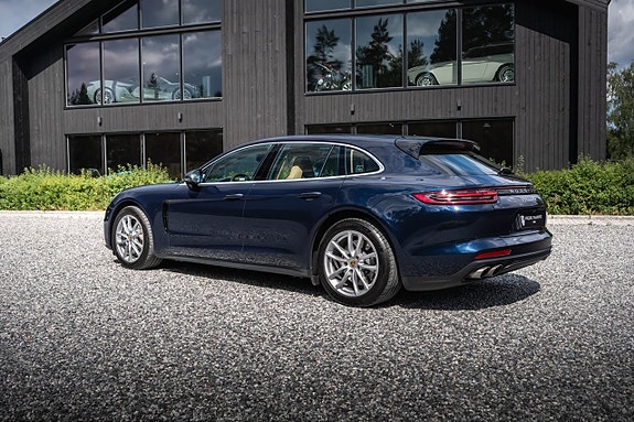 Porsche Panamera 4S 5 of 30