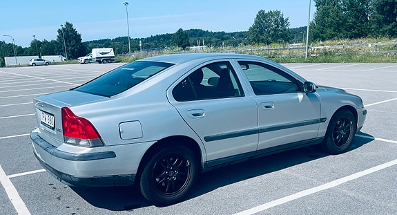 Volvo S60 5 of 5