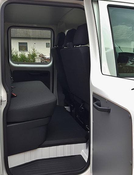 Volkswagen Transporter 9 of 24