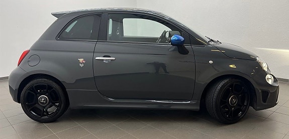 Abarth 595 2 of 5