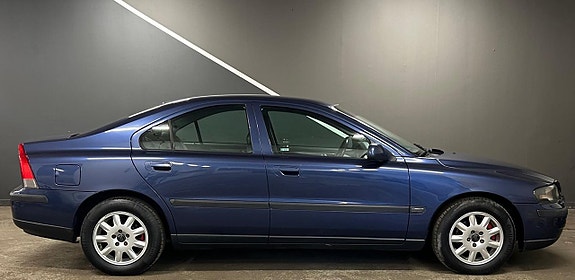 Volvo S60 7 of 18