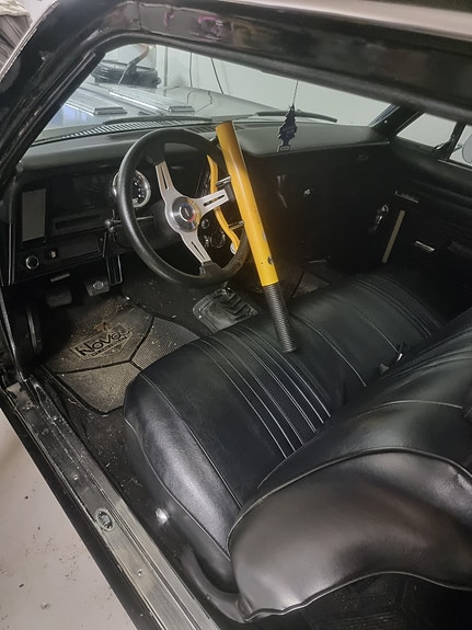 Chevrolet Nova 14 of 17