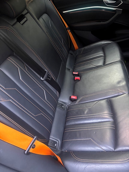 Audi e-tron 6 of 13